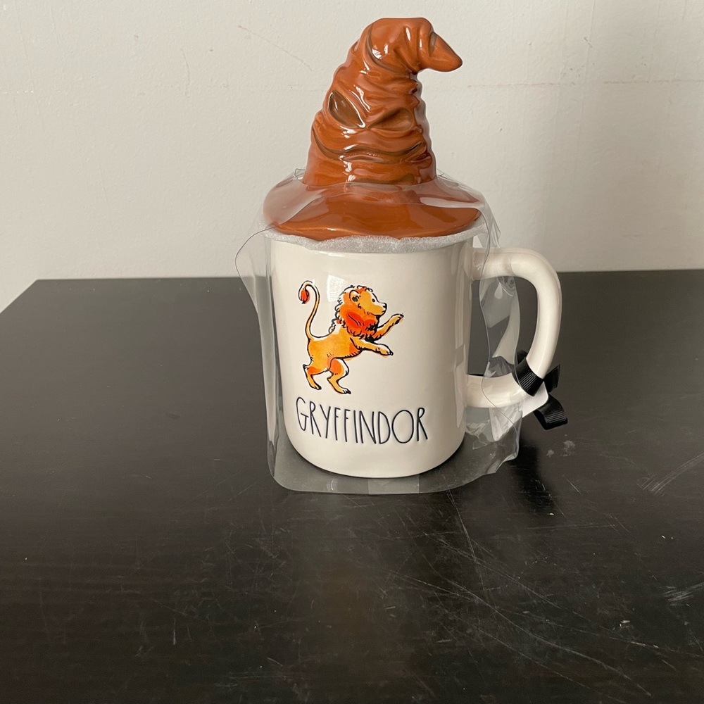 Rae Dunn Gryffindor Mug with Brown Hat Lid